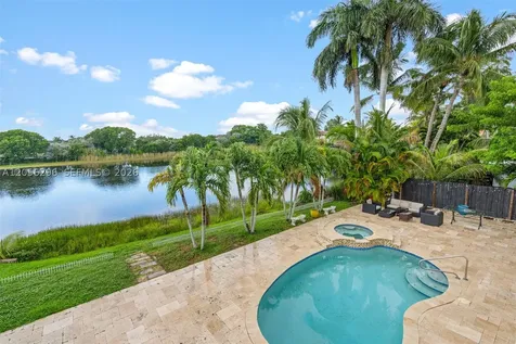 3654 SW 150th Court Miami FL 33185