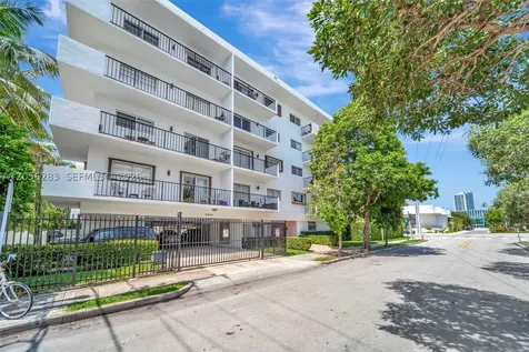 1900 Meridian Avenue Miami Beach FL 33139