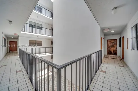 1900 Meridian Avenue Miami Beach FL 33139