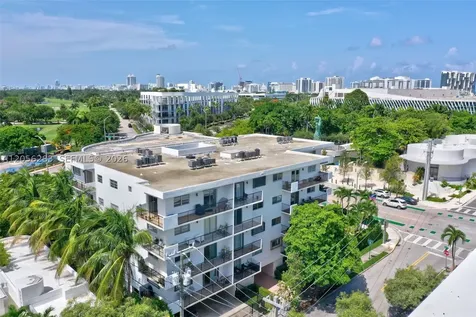 1900 Meridian Avenue Miami Beach FL 33139