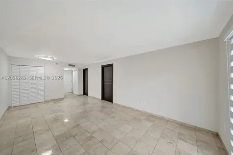 1900 Meridian Avenue Miami Beach FL 33139