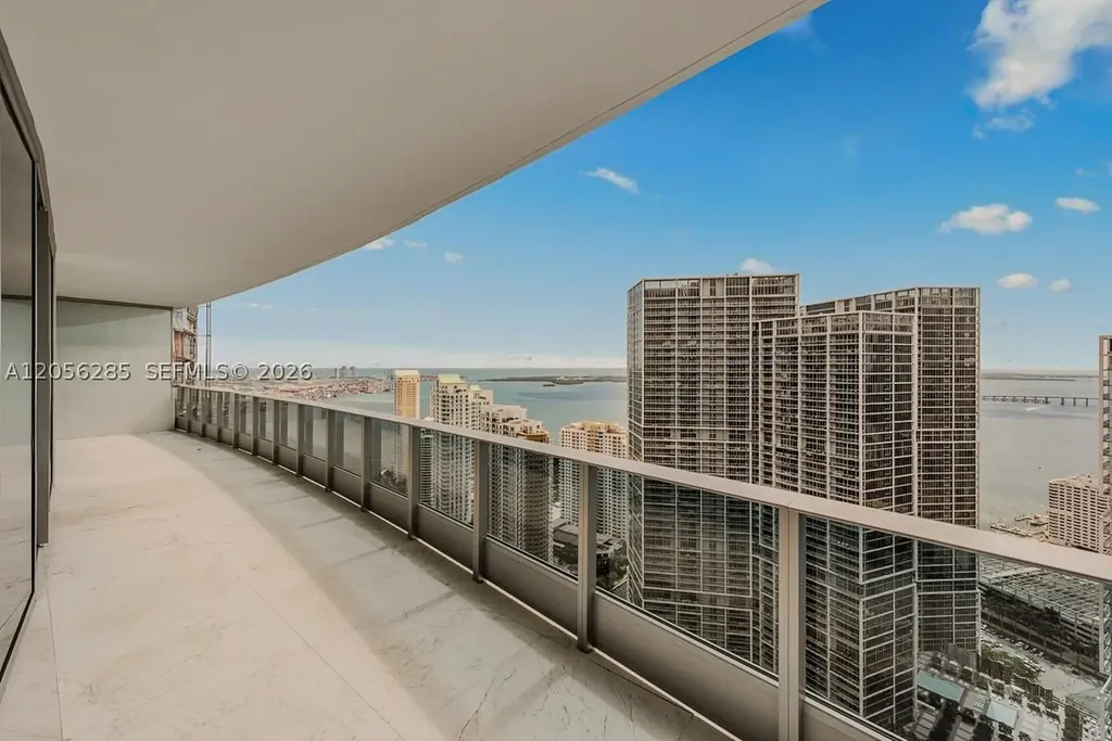 200 Biscayne Boulevard Way Miami FL 33131