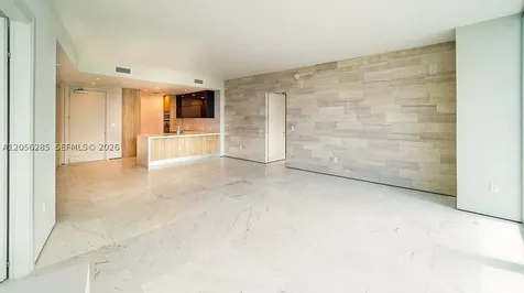 200 Biscayne Boulevard Way Miami FL 33131