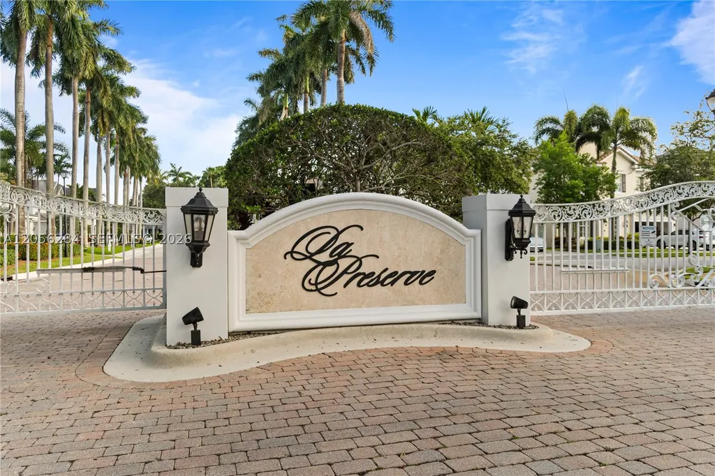 1327 SW 21st Court Fort Lauderdale FL 33315