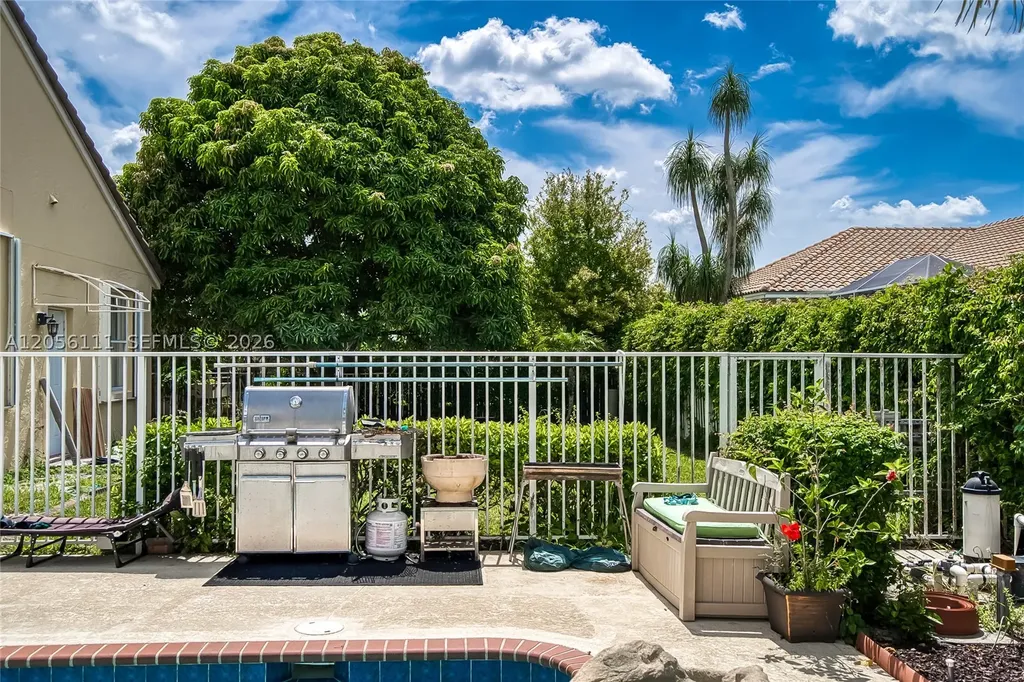 5449 White Sands Cove Lake Worth FL 33467