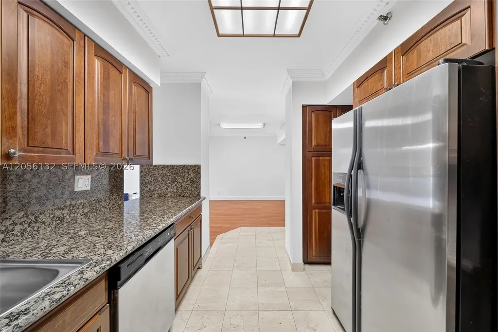 3600 Mystic Pointe Drive Aventura FL 33180