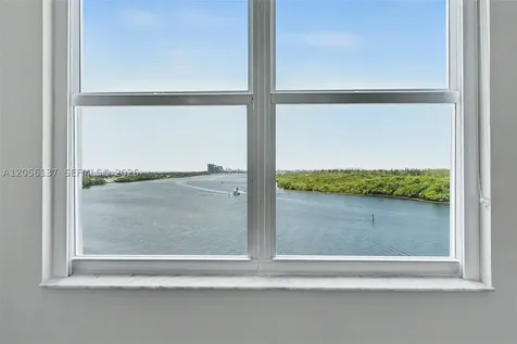 500 Bayview Drive Sunny Isles Beach FL 33160