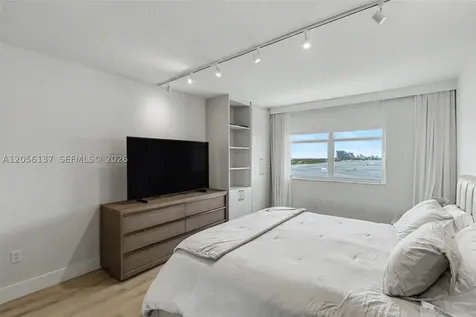 500 Bayview Drive Sunny Isles Beach FL 33160