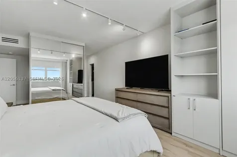 500 Bayview Drive Sunny Isles Beach FL 33160
