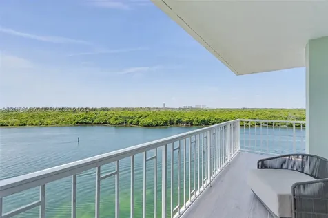 500 Bayview Drive Sunny Isles Beach FL 33160