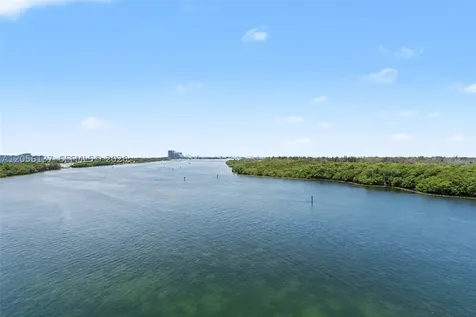 500 Bayview Drive Sunny Isles Beach FL 33160