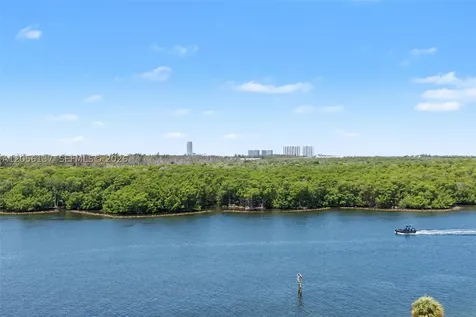 500 Bayview Drive Sunny Isles Beach FL 33160