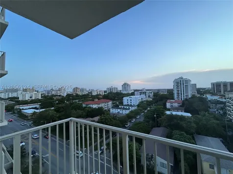 987 SW 37th Avenue Coral Gables FL 33135