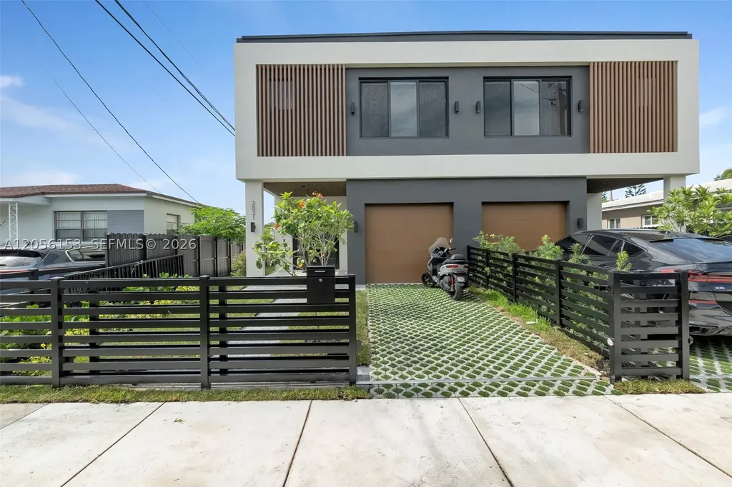 3011 SW 27th Street Miami FL 33133