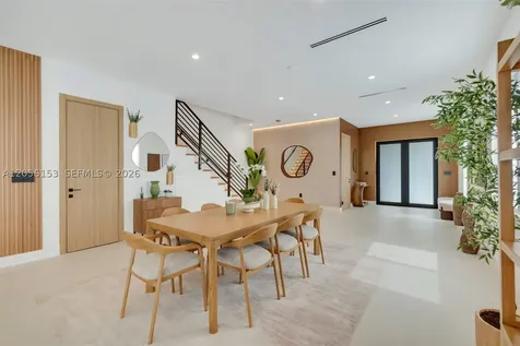 3011 SW 27th Street Miami FL 33133