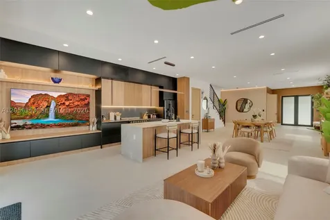 3011 SW 27th Street Miami FL 33133