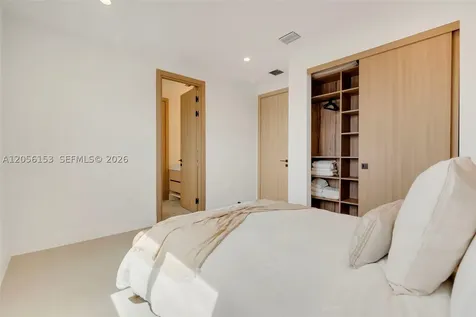 3011 SW 27th Street Miami FL 33133