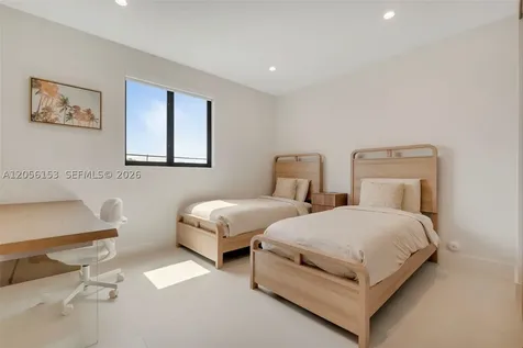 3011 SW 27th Street Miami FL 33133