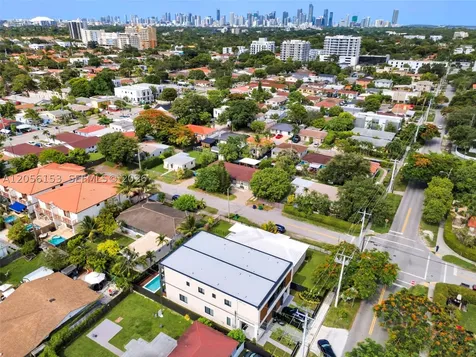 3011 SW 27th Street Miami FL 33133