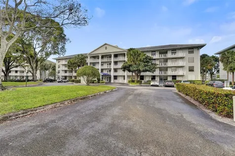 1713 Whitehall Drive Davie FL 33324