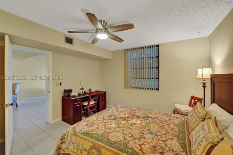 1713 Whitehall Drive Davie FL 33324
