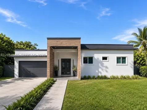 15260 NE 2nd Avenue Miami FL 33162