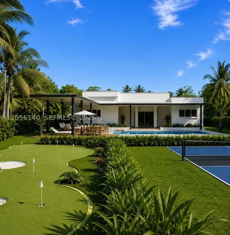 15260 NE 2nd Avenue Miami FL 33162