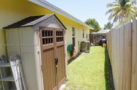 117 Chapel Lane Tequesta FL 33469