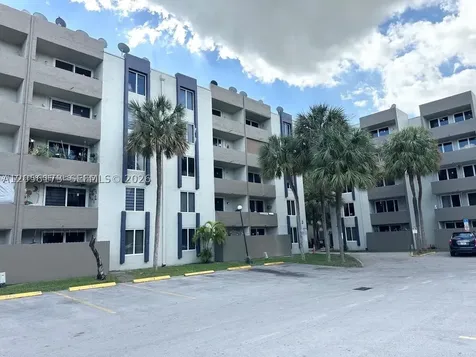 10000 NW 80th Court Hialeah Gardens FL 33016