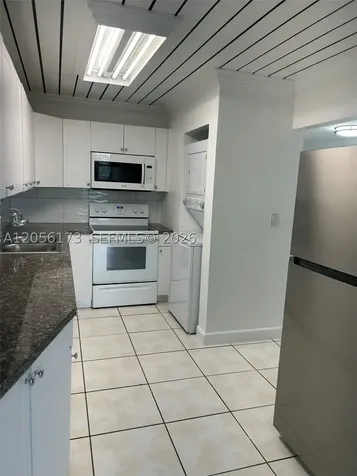 10000 NW 80th Court Hialeah Gardens FL 33016