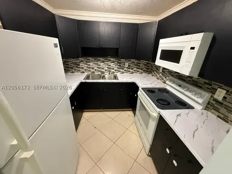 1055 W 77th Street Hialeah FL 33014