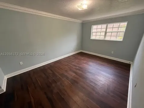 1055 W 77th Street Hialeah FL 33014