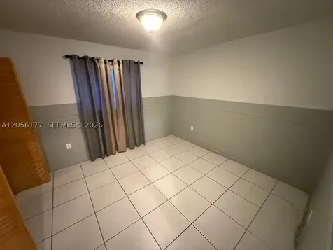 2560 W 53rd Street Hialeah FL 33016