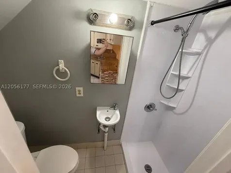 2560 W 53rd Street Hialeah FL 33016