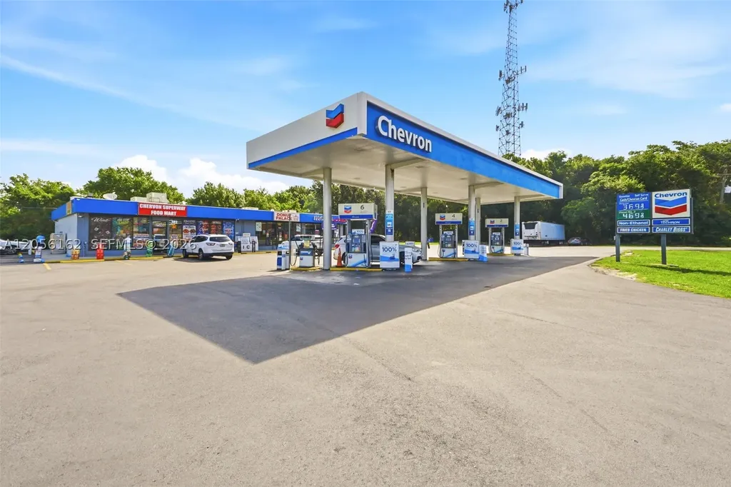2590 Recker Highway Winter Haven FL 33880