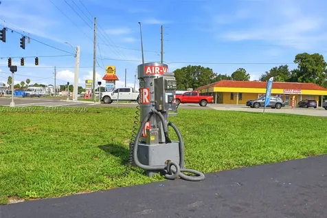 2590 Recker Highway Winter Haven FL 33880
