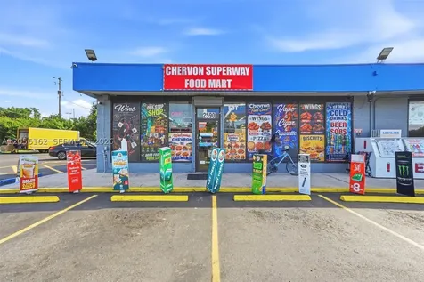 2590 Recker Highway Winter Haven FL 33880