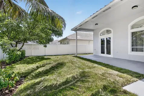 13791 NW 23rd Street Pembroke Pines FL 33028