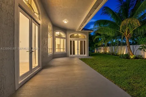13791 NW 23rd Street Pembroke Pines FL 33028