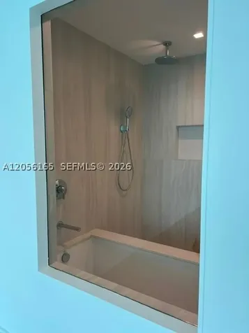 2411 Laguna Circle Miami FL 33181