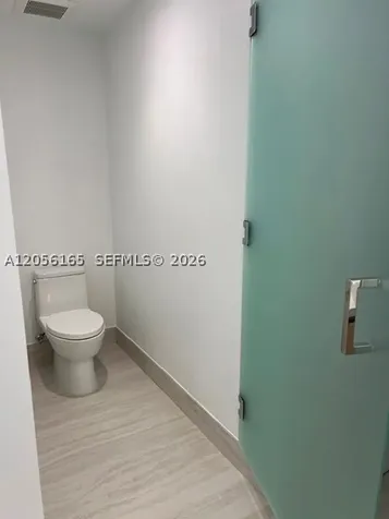 2411 Laguna Circle Miami FL 33181