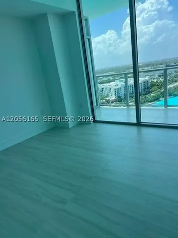2411 Laguna Circle Miami FL 33181