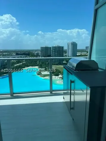 2411 Laguna Circle Miami FL 33181
