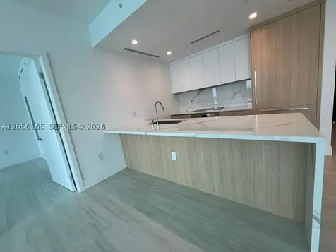2411 Laguna Circle Miami FL 33181