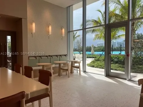 2411 Laguna Circle Miami FL 33181