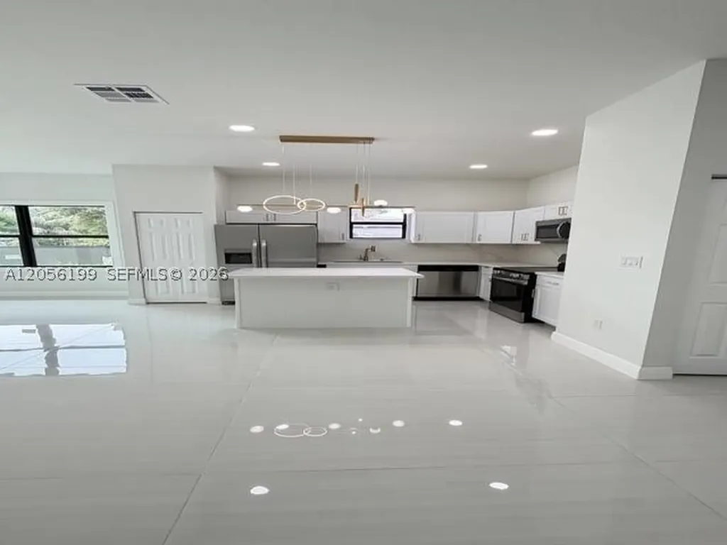130 NW 28th Terrace Fort Lauderdale FL 33311