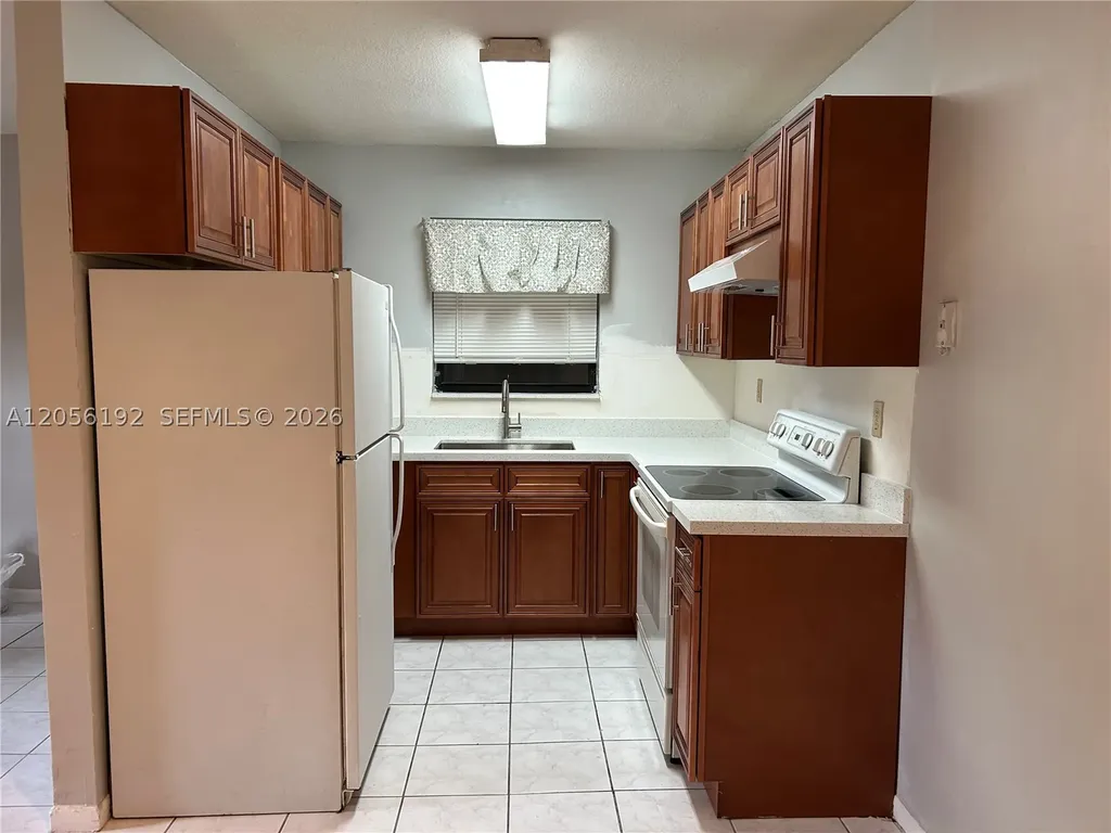 1925 Madison Street Hollywood FL 33020