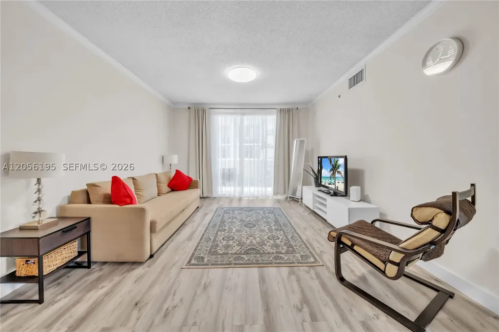 17145 N Bay Road Sunny Isles Beach FL 33160