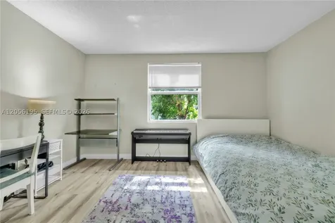17145 N Bay Road Sunny Isles Beach FL 33160