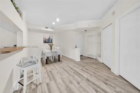 17145 N Bay Road Sunny Isles Beach FL 33160